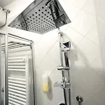 Soluma' Chiaja Bed and breakfast 4*