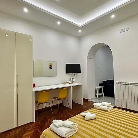 Soluma' Chiaja Couette-café 4*