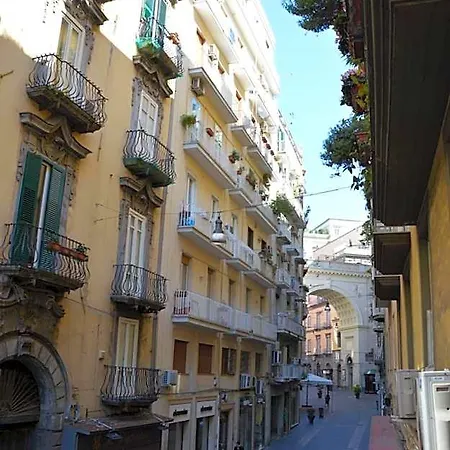 Soluma' Chiaja 4* Napoli