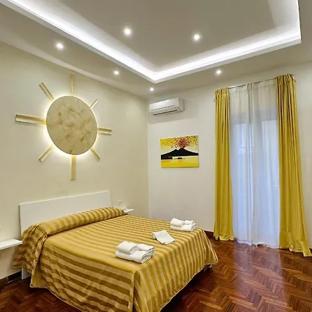 Soluma' Chiaja לינה וארוחת בוקר